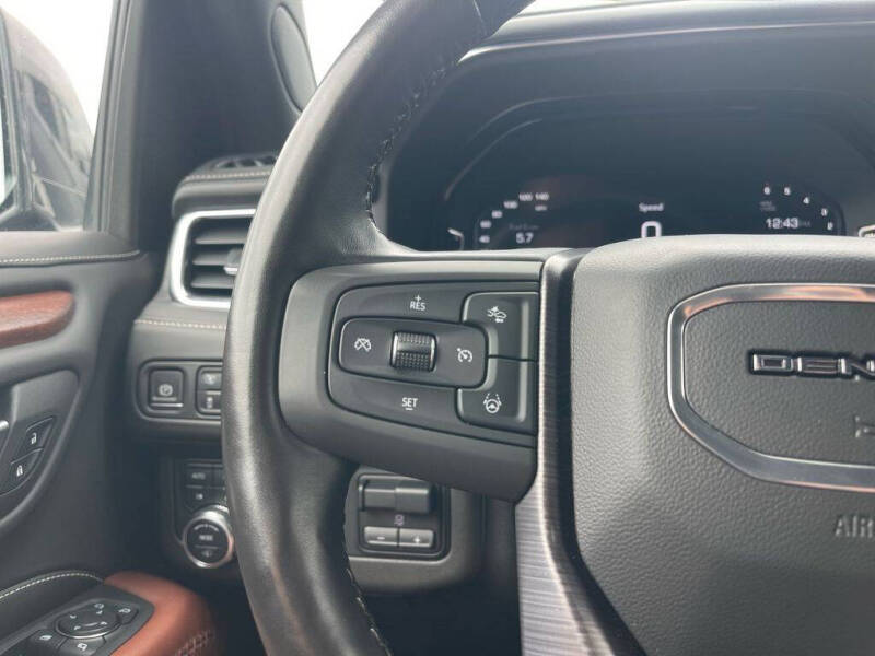 2023 GMC Yukon XL Denali Ultimate