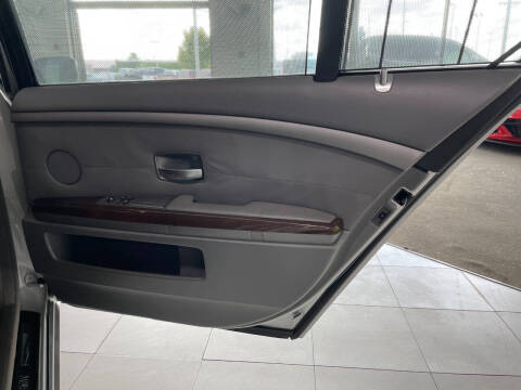 2003 BMW 7 Series 745Li