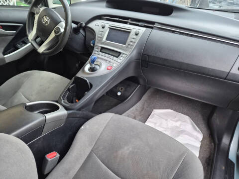 2015 Toyota Prius Three