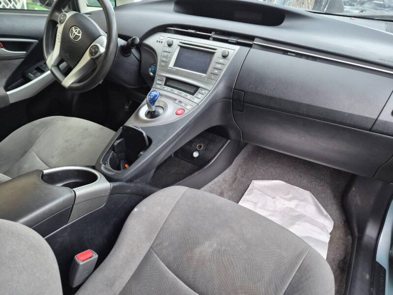 2015 Toyota Prius Three