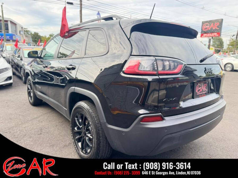 2023 Jeep Cherokee Altitude Lux