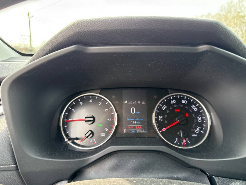 2020 Toyota RAV4 XLE