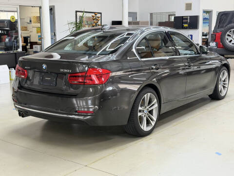 2018 BMW 3 Series 330i xDrive