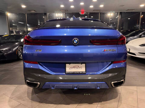 2020 BMW X6 M50i