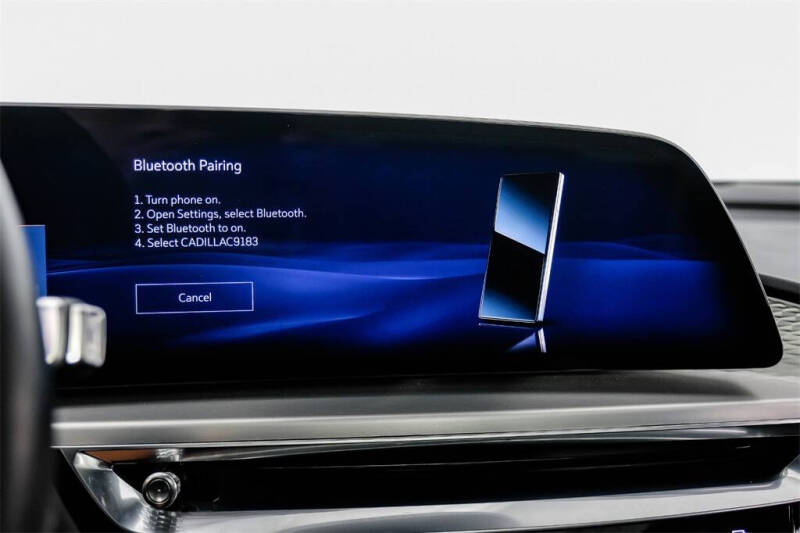 2024 Cadillac LYRIQ Luxury 1