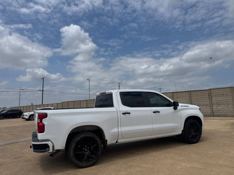 2023 Chevrolet Silverado 1500 Custom