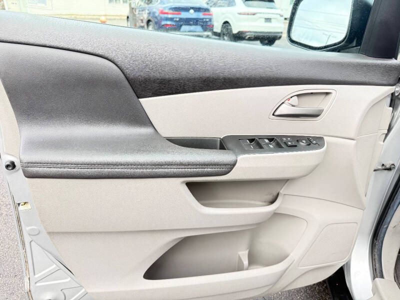 2012 Honda Odyssey LX