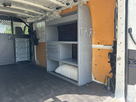 2018 Nissan NV 2500 HD SV