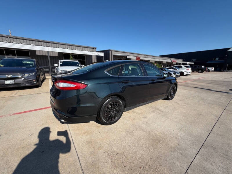 2014 Ford Fusion S