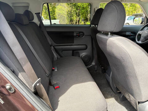 2009 Scion xB
