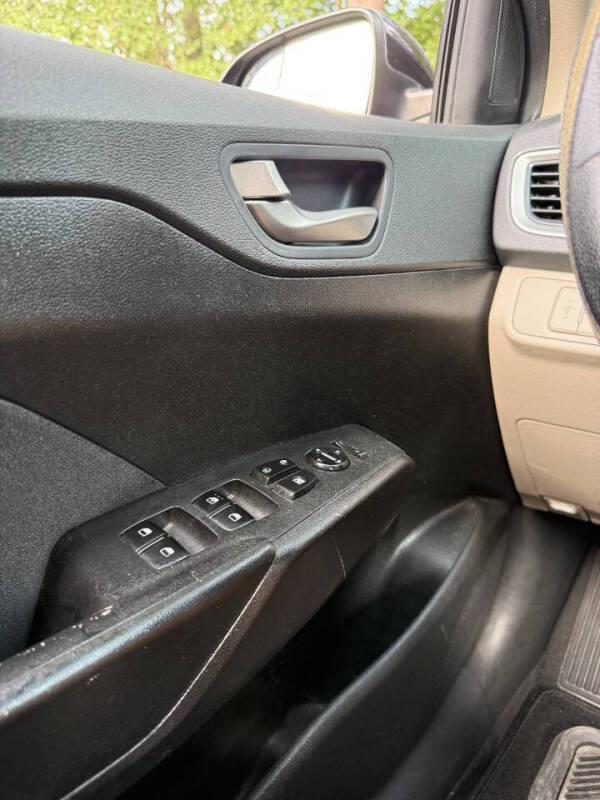 2019 Hyundai Accent SEL