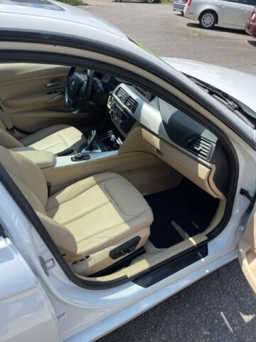 2015 BMW 3 Series 320i