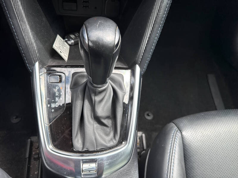 2019 Toyota Yaris XLE