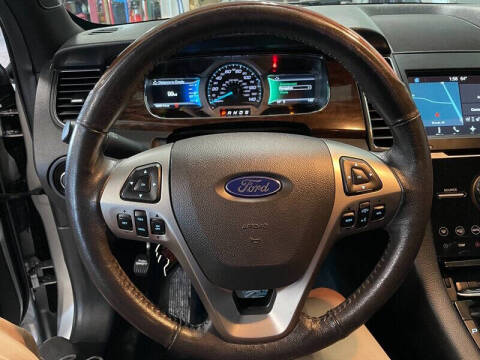 2017 Ford Taurus Limited