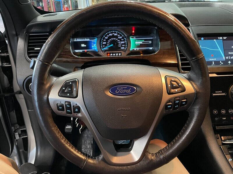 2017 Ford Taurus Limited