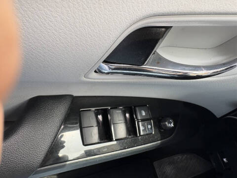 2020 Toyota Prius LE