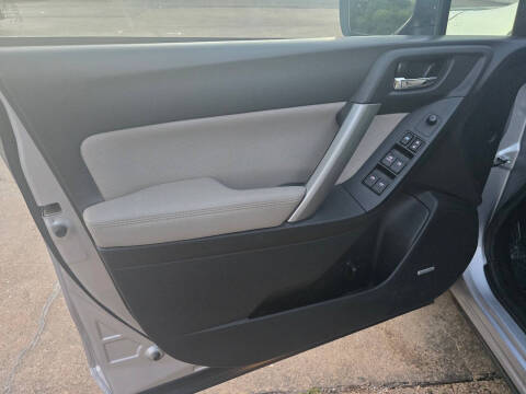 2016 Subaru Forester 2.5i Limited