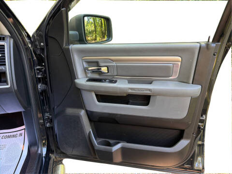 2015 RAM 1500 SLT