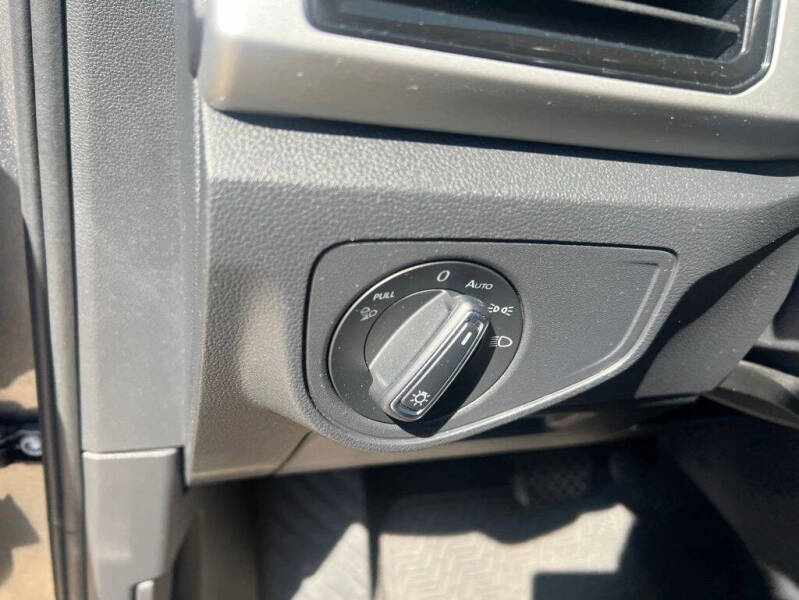 2022 Volkswagen Atlas SE