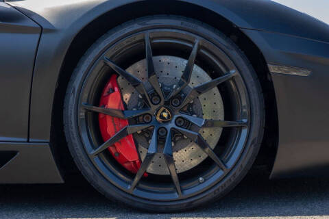 2015 Lamborghini Aventador