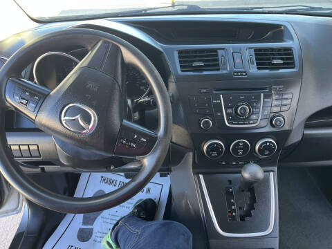 2013 Mazda MAZDA5 Sport
