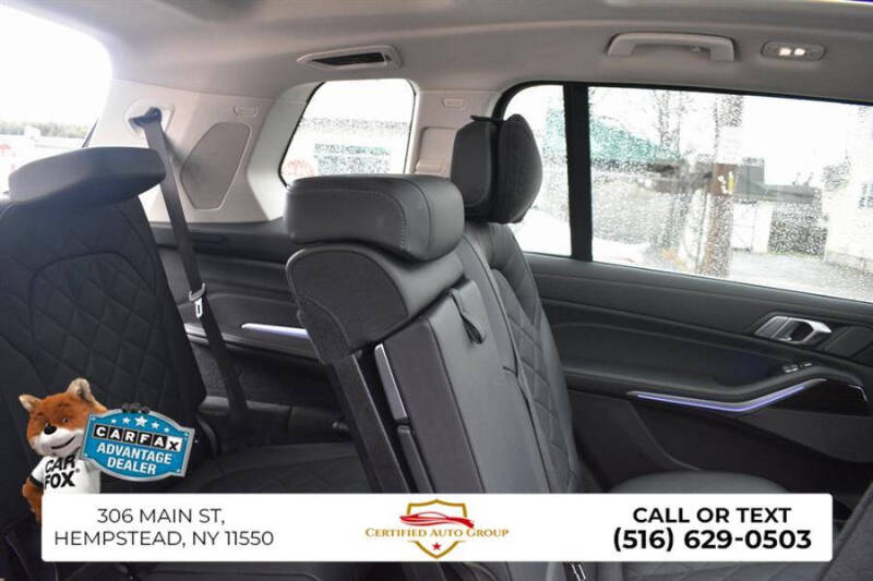 2025 BMW X7 xDrive40i