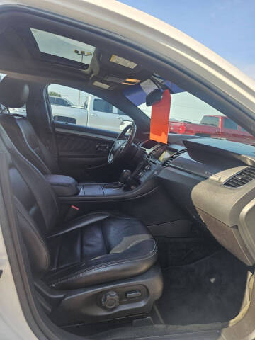 2016 Ford Taurus SEL