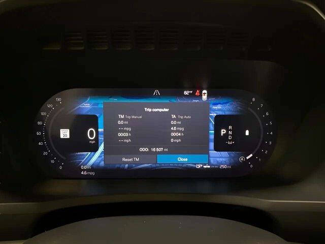2025 Volvo XC90 B5 Core Bright Theme