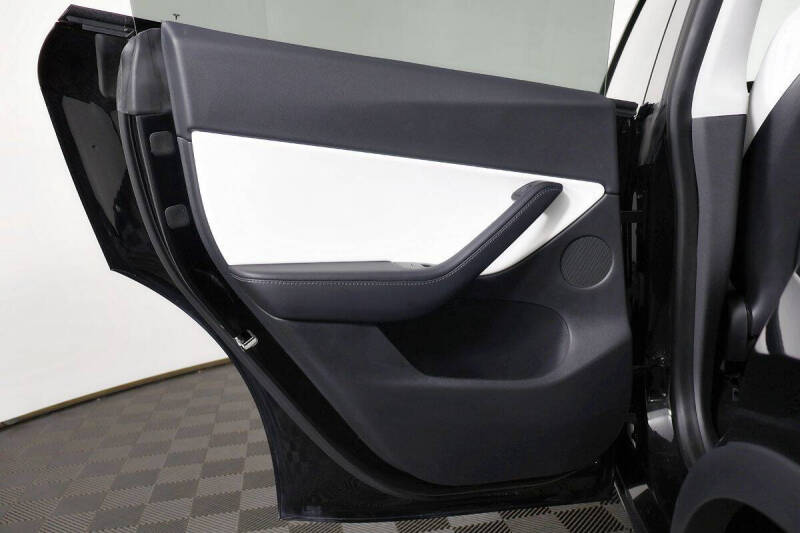 2021 Tesla Model Y Standard Range