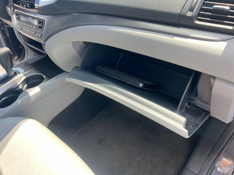 2016 Honda Pilot EX-L w/Honda Sensing