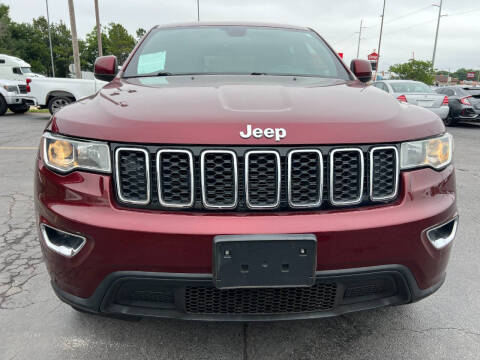 2018 Jeep Grand Cherokee Laredo E