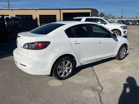 2013 Mazda MAZDA3 i SV