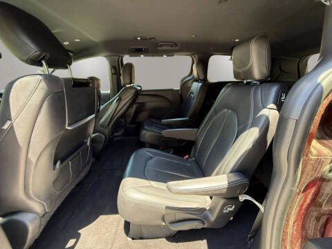 2018 Chrysler Pacifica Touring L Plus