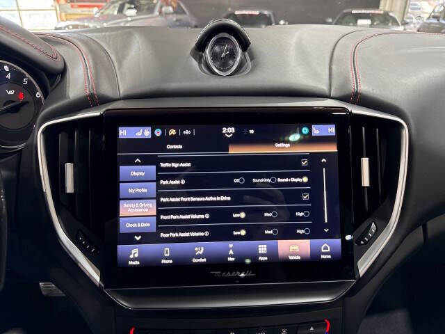 2022 Maserati Ghibli Trofeo