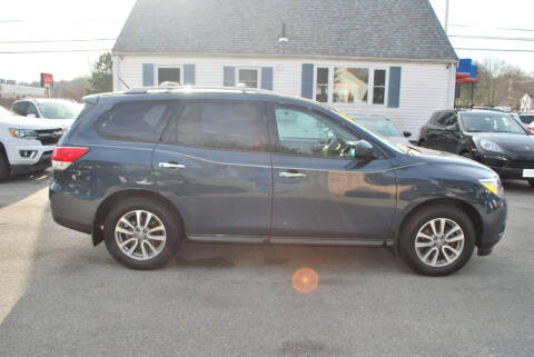 2016 Nissan Pathfinder for sale at Auto Choice Of Peabody in Peabody MA