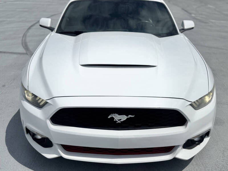 2016 Ford Mustang EcoBoost Premium