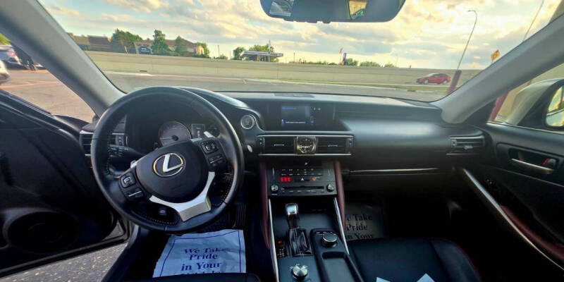 2019 Lexus IS 300