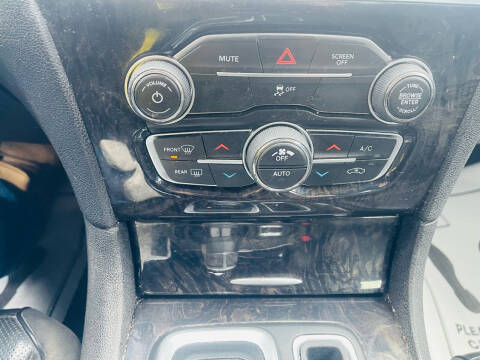 2018 Chrysler 300 Limited