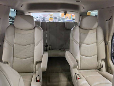 2020 Cadillac Escalade Luxury