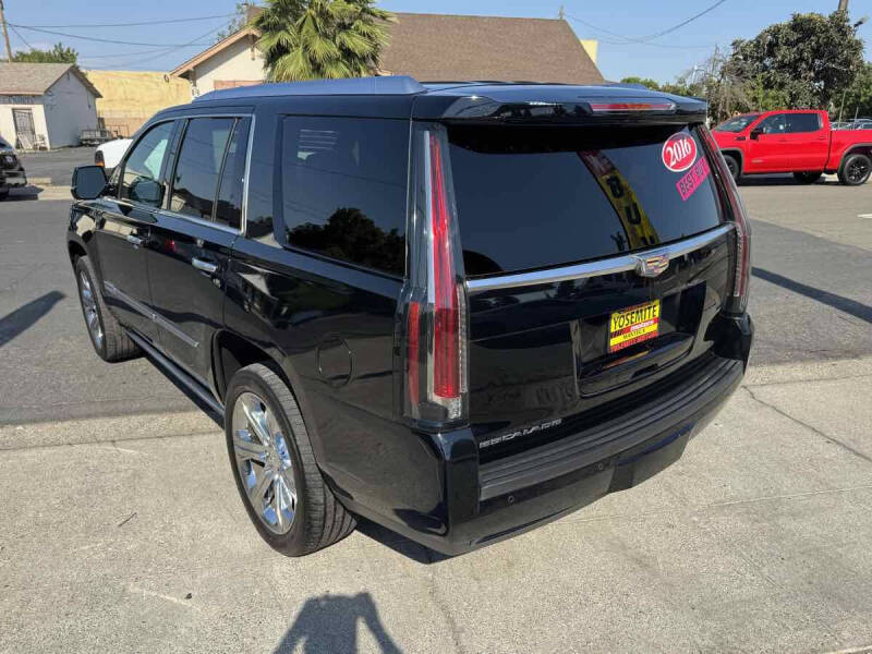 2016 Cadillac Escalade Platinum