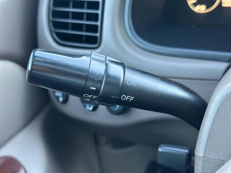 2005 Toyota Sequoia Limited