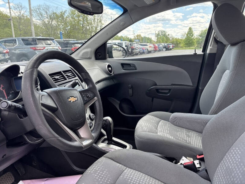 2016 Chevrolet Sonic LS Auto