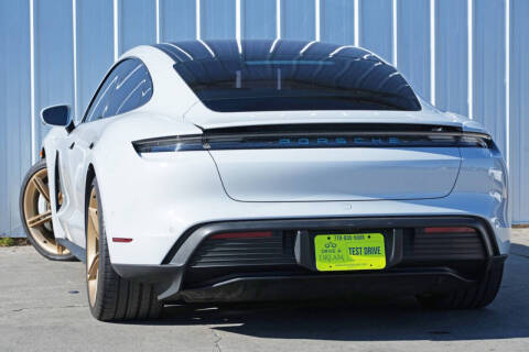 2022 Porsche Taycan 4S