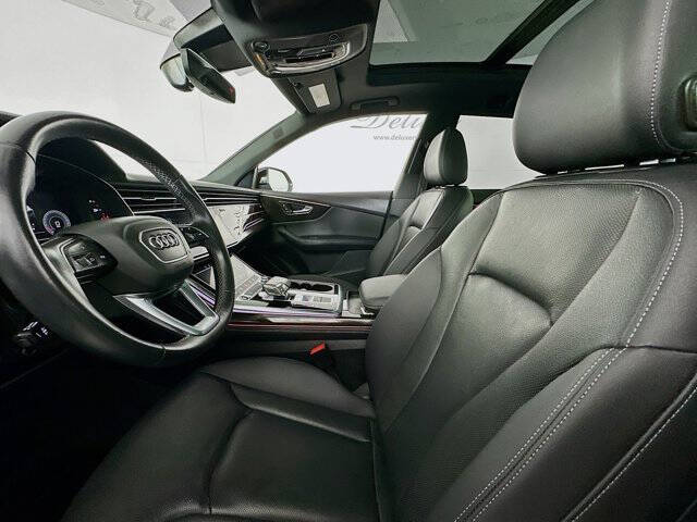 2023 Audi Q8 quattro Premium Plus 55 TFSI