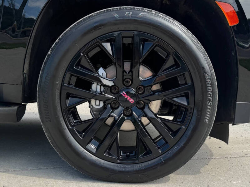 2022 GMC Yukon XL SLT