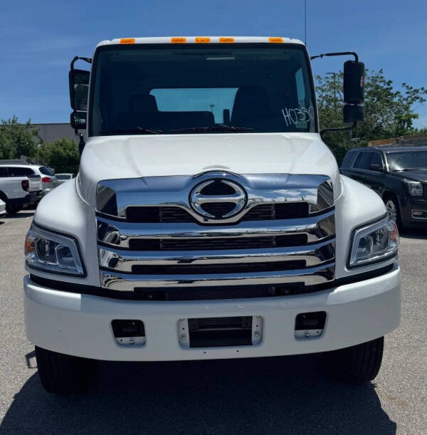 2026 Hino L7
