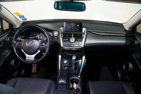 2017 Lexus NX 200t