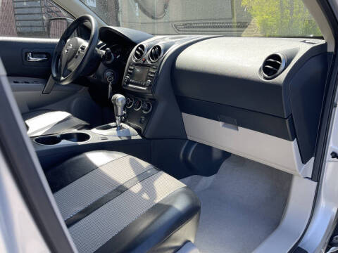 2012 Nissan Rogue S