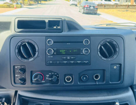 2009 Ford E-Series E-350 SD