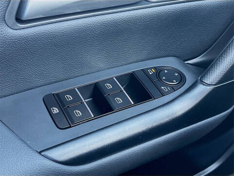 2025 Mazda CX-50 Hybrid Preferred